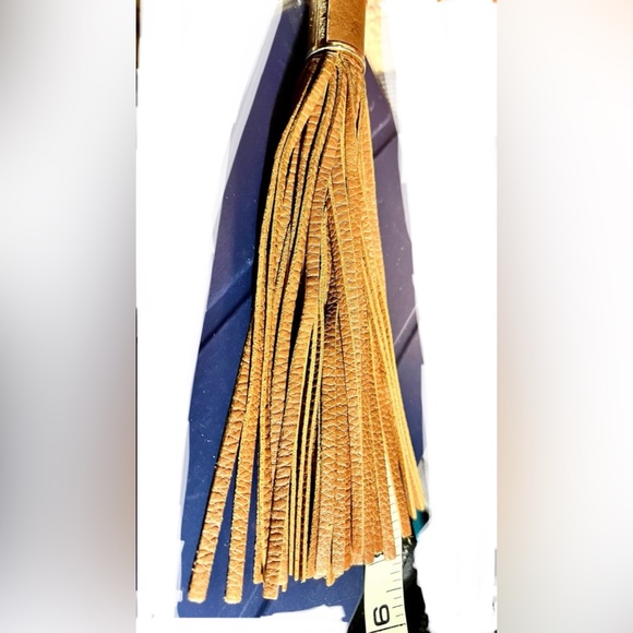 Michael Kors Tassel Charm Hang Tag Silver/Gold Tone Keychain Key Ring Fob Charm - Picture 2 of 13